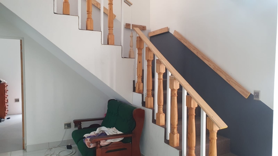4 Bedroom Property for Sale in Lampiesbaai Western Cape